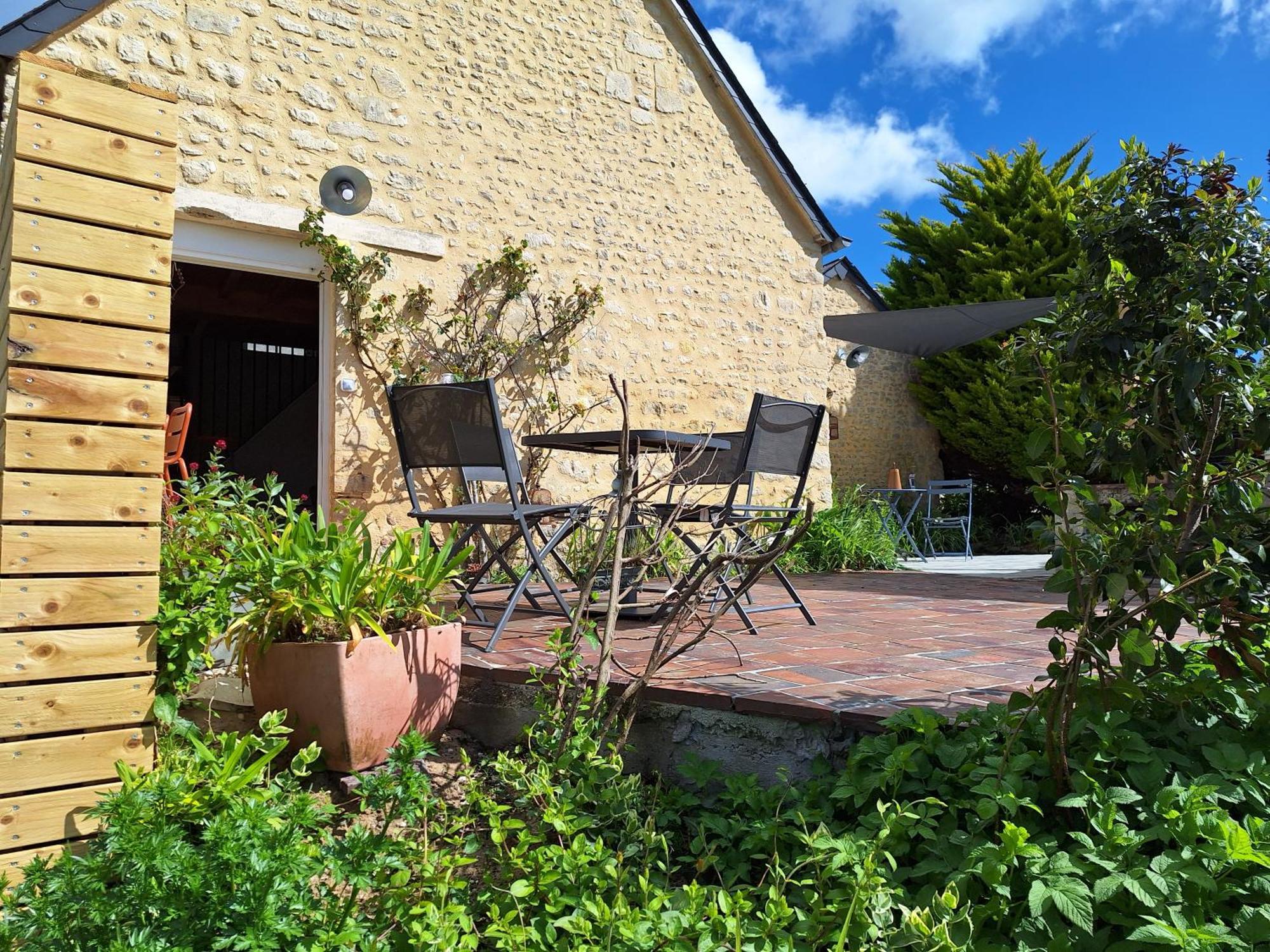 Le P'Tit Benete Vila Russy Exterior foto